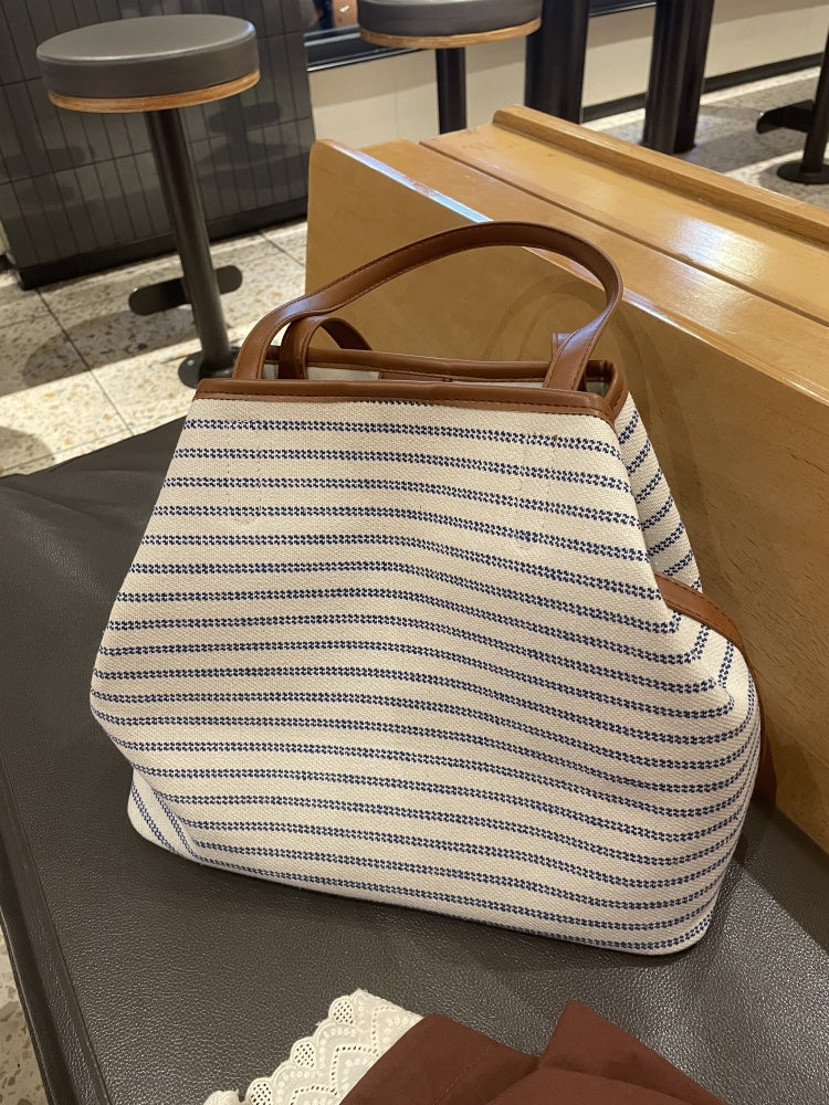 A Vintage Style Bag with Delicate Timeless Details
