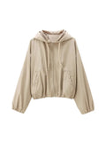 Well Tailored Jacket with a Graceful Silhouette