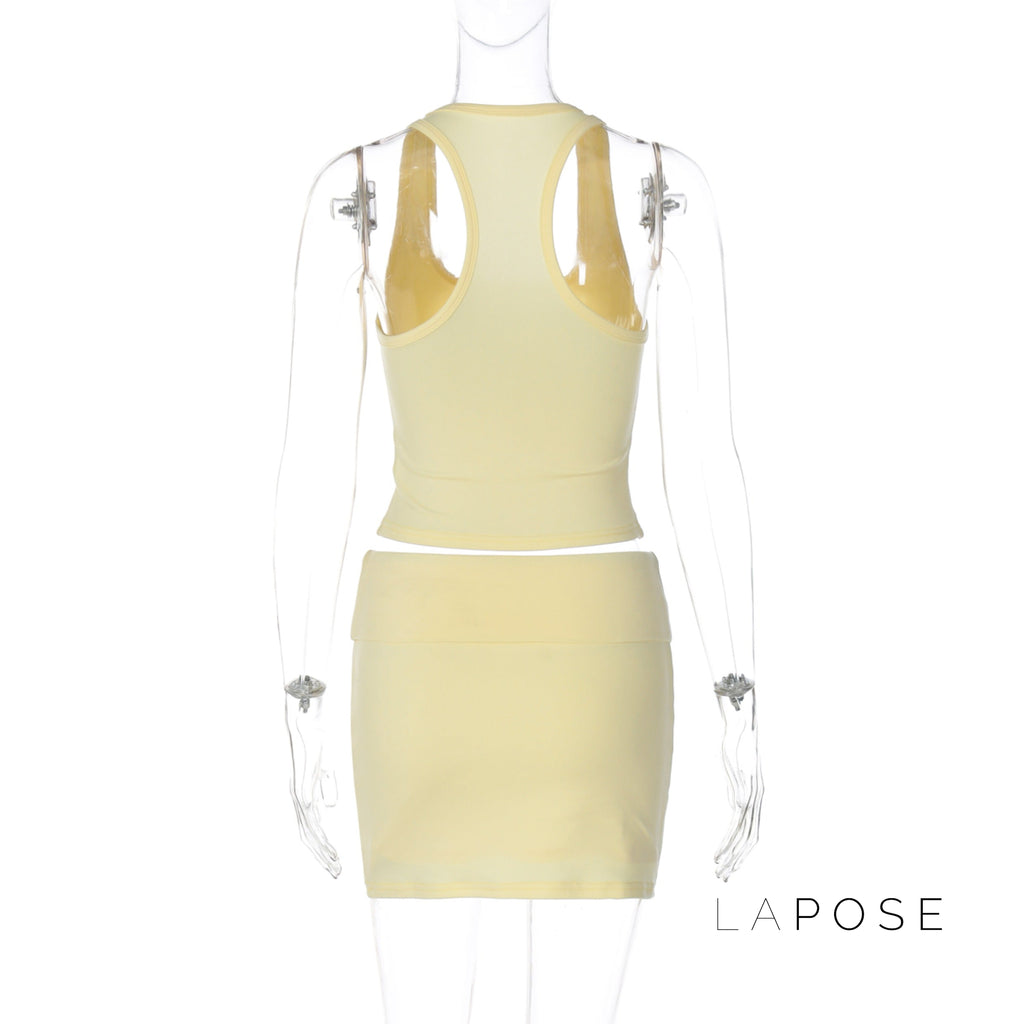 Well Tailored Garment with a Graceful Silhouette