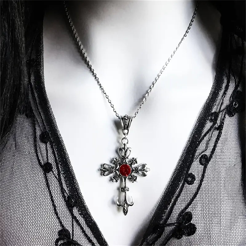 Veldrith Noirelle Necklace - White Gold