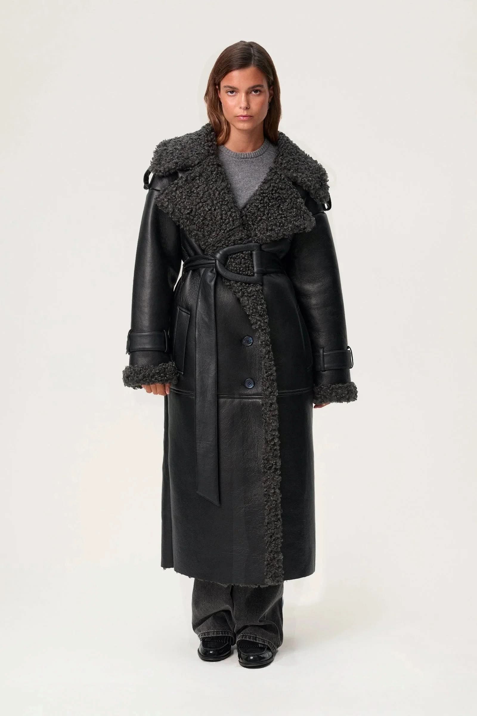 Polished Coat with an Effortless Classic Look