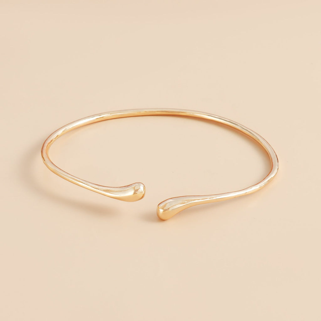 Polished Garment with an Effortless Classic Look