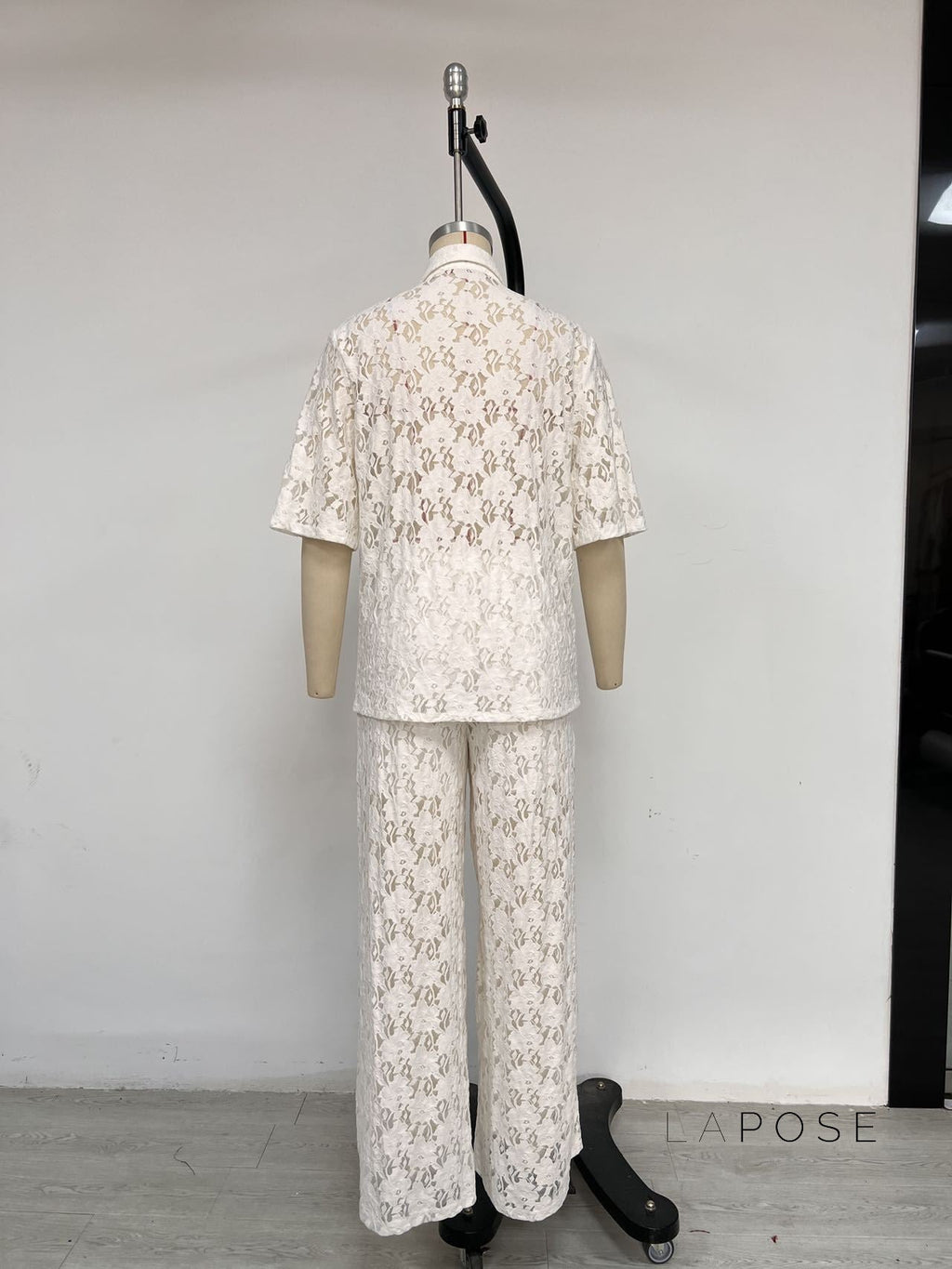 Well Tailored Garment with a Graceful Silhouette