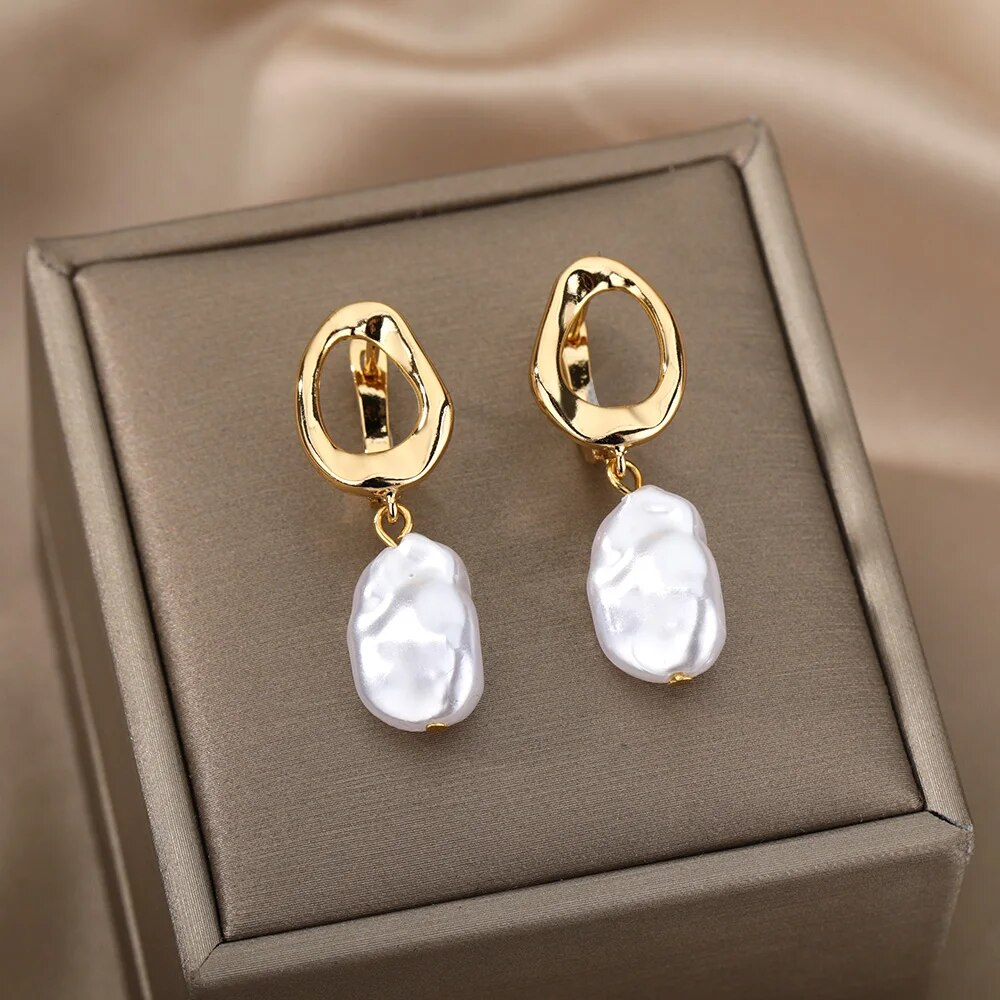 Baroque Pearl Earrings