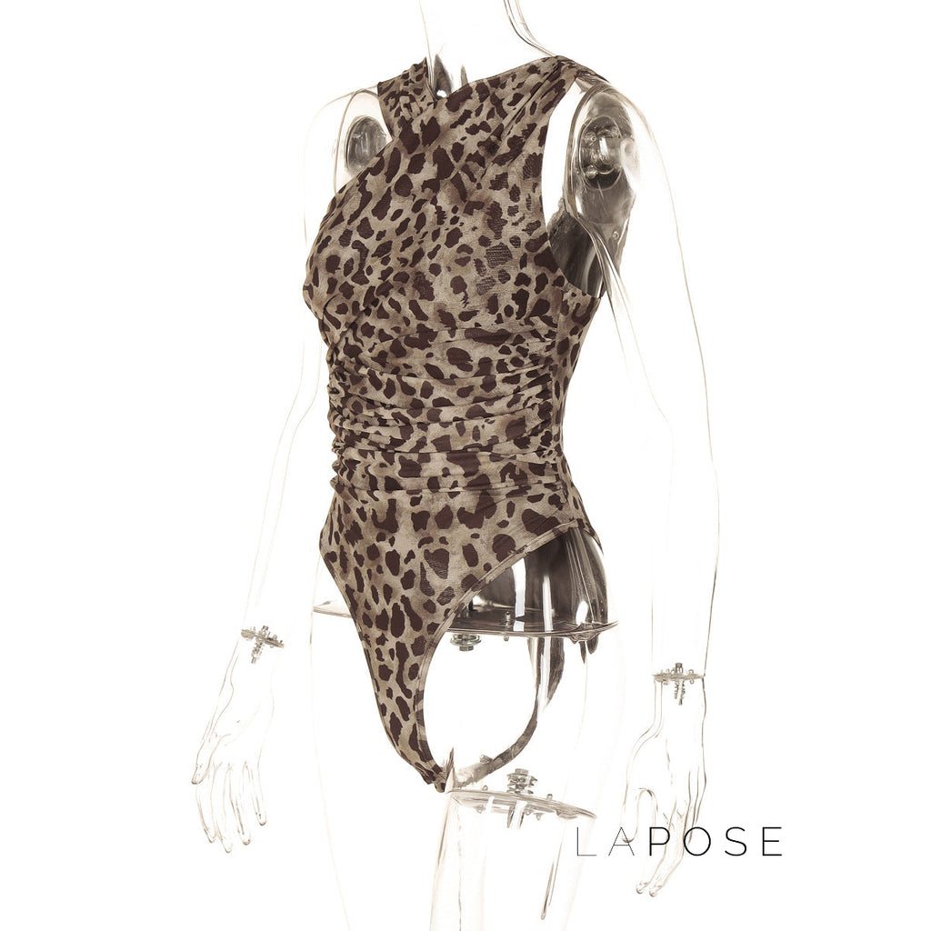 Beautifully Finished Garment in a Timeless Design