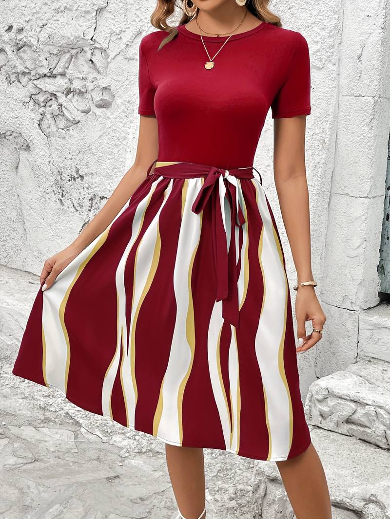 LM | Elegant and trendy dress