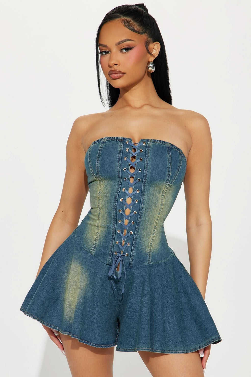 Gracefully Styled Garment for Any Occasion