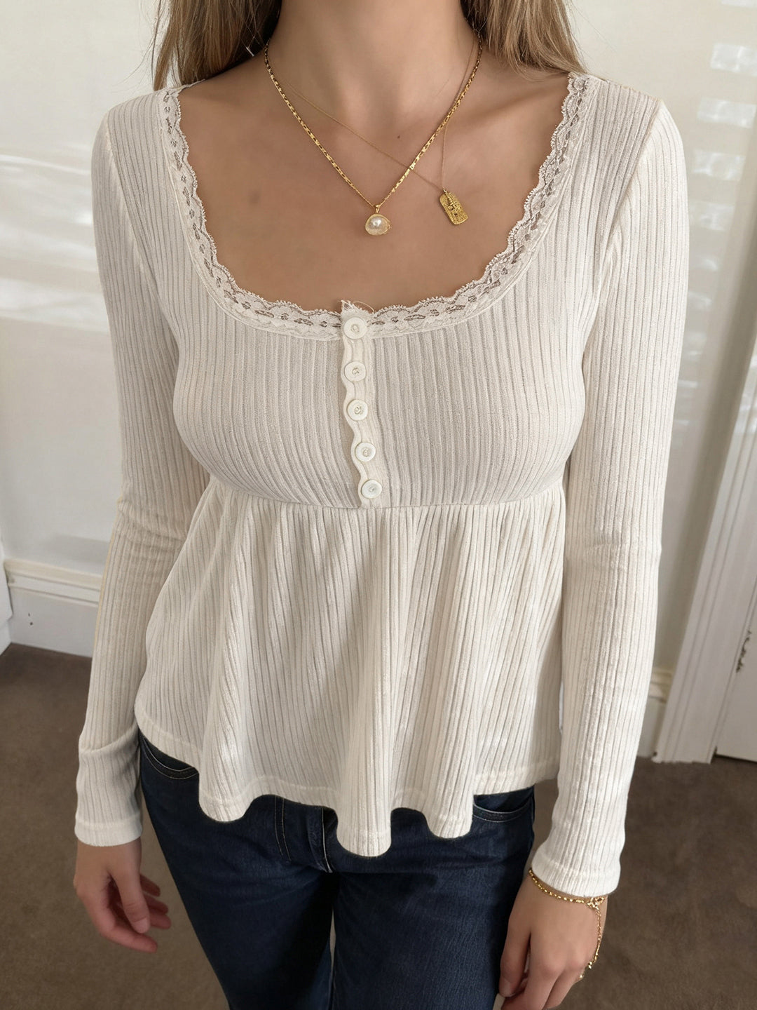 Polished Top with an Effortless Classic Look