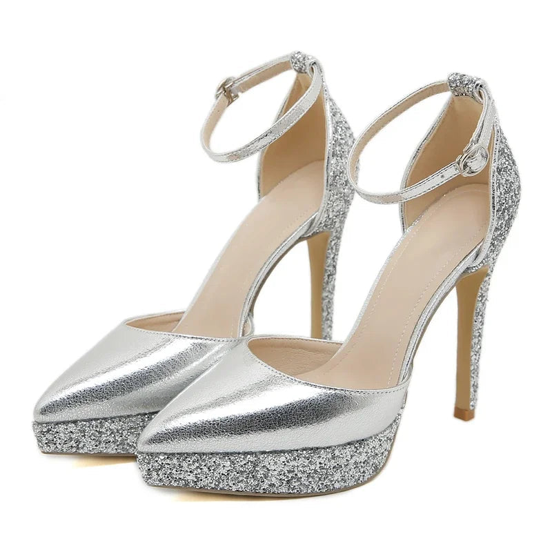 Effortlessly Elegant Heels with a Timeless Design