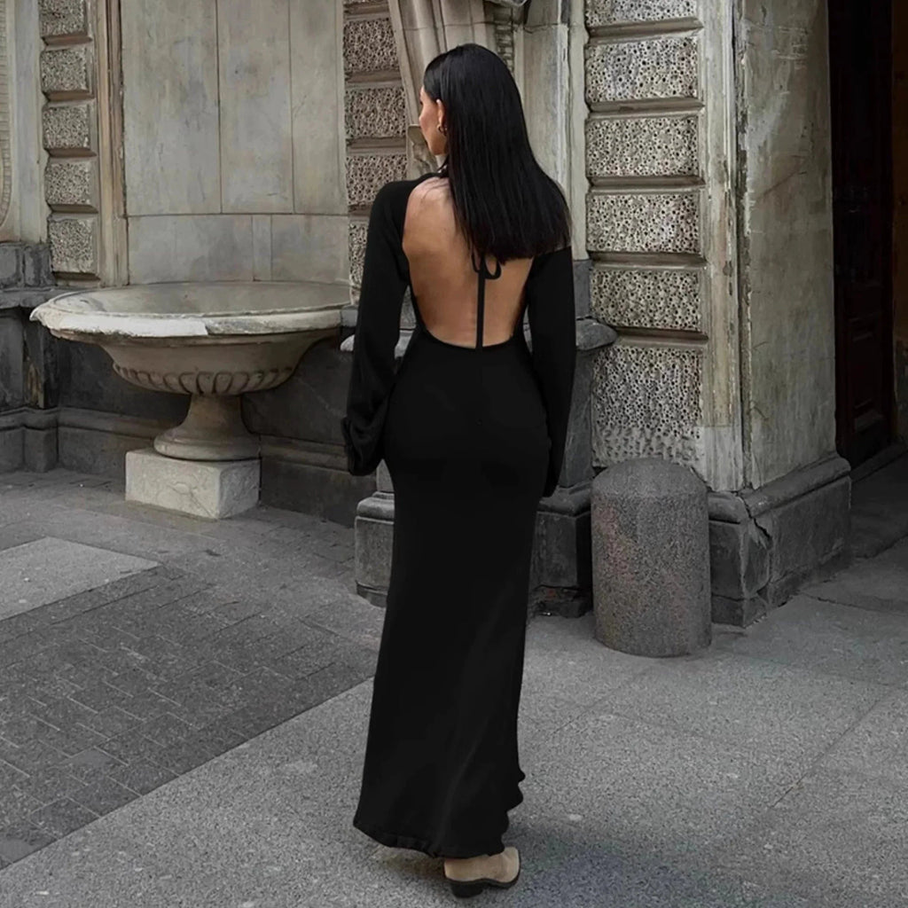 Sophisticated Dress with a Clean Classic Look
