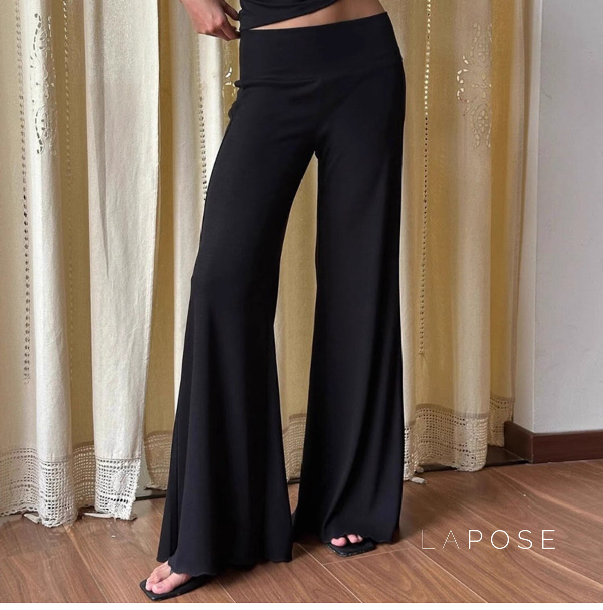 Elegantly Styled Pants for Everyday Wear