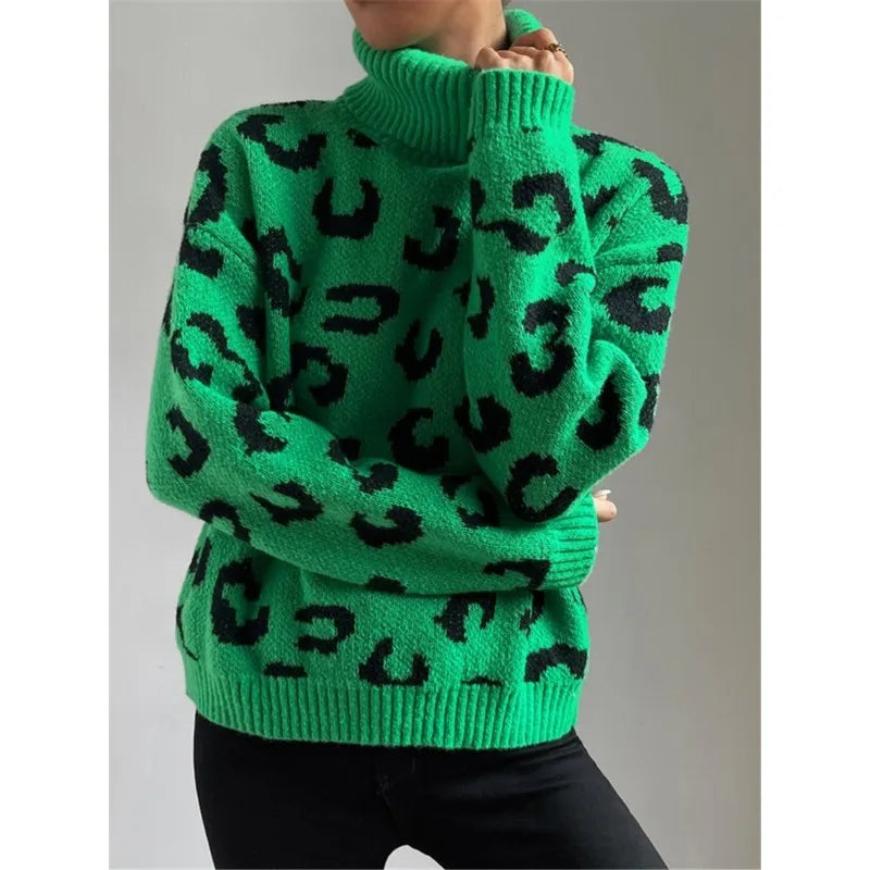 LM | Turtleneck with leopard pattern