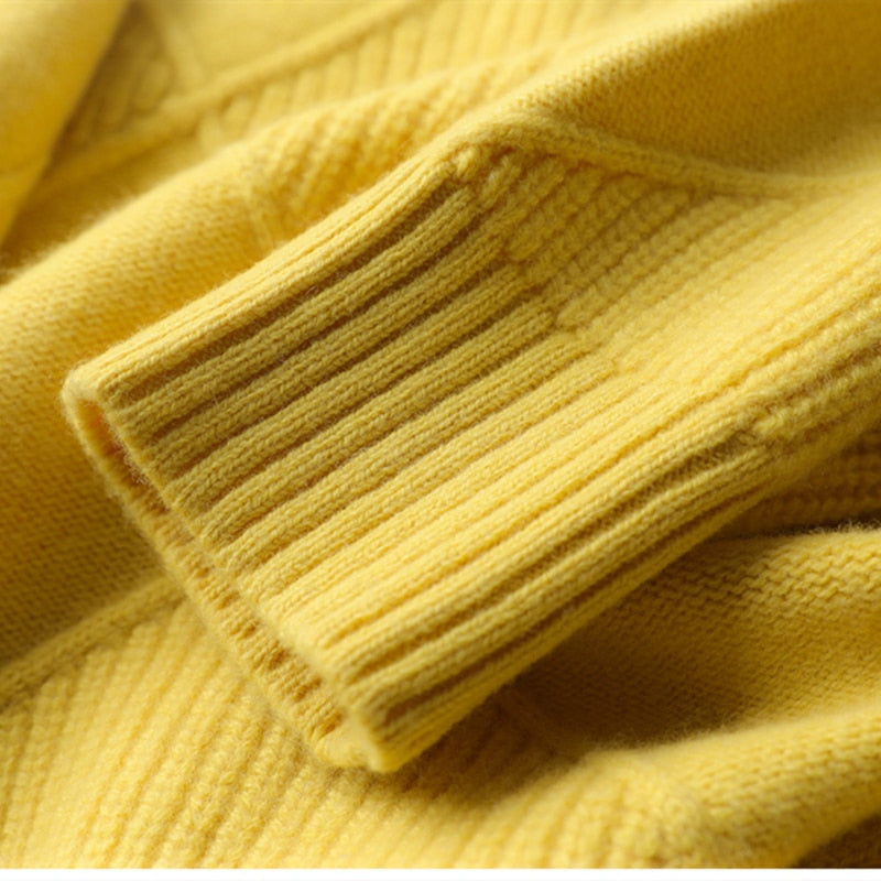 Elegantly Designed Pullover