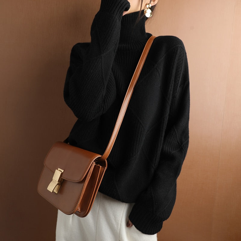 Elegantly Designed Pullover