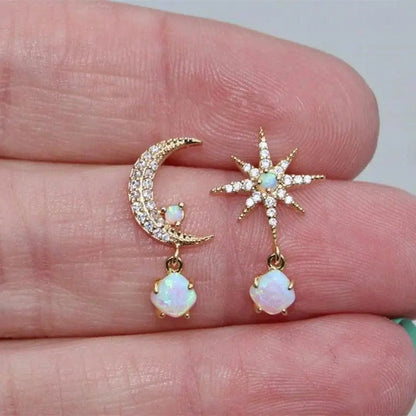 Classic Gold Earring with Timeless Appeal