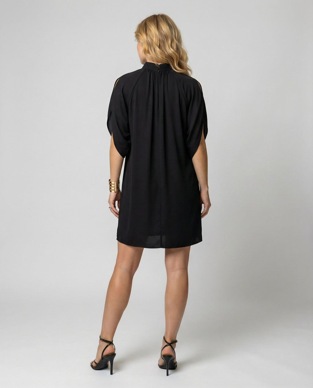 Gracefully Designed Garment