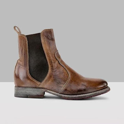 LM | Fashionable supportive orthopaedic shoes