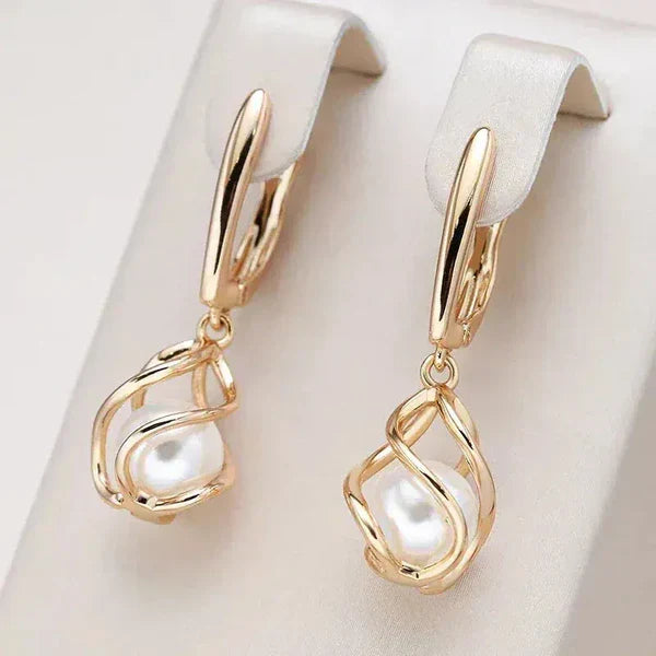1+1 Offer: Gold Pearl Earrings + Ocean Pearl Bracelet