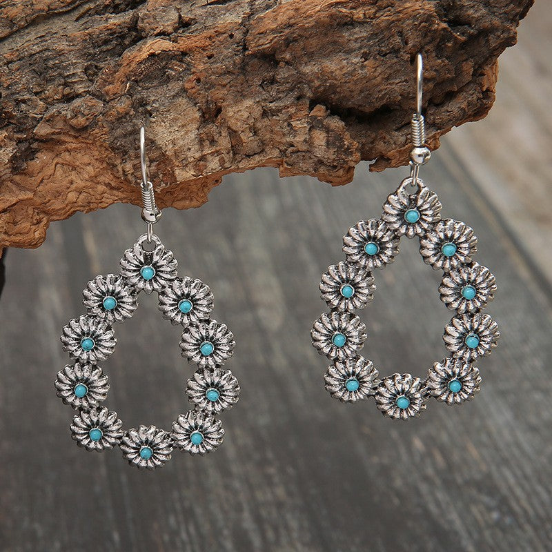 Classic Earring with Timeless Appeal