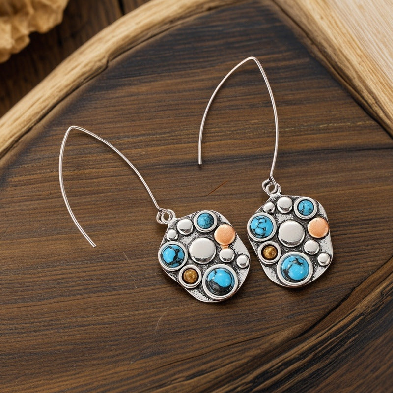 Charming Piece for Any Occasion