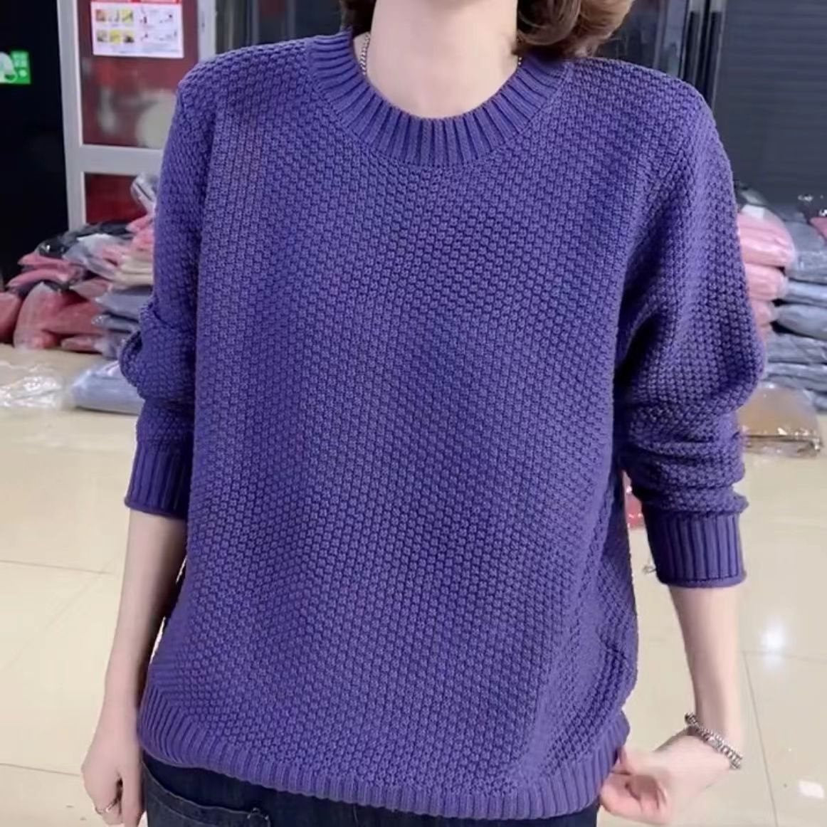 Timeless Vintage Style Pullover
