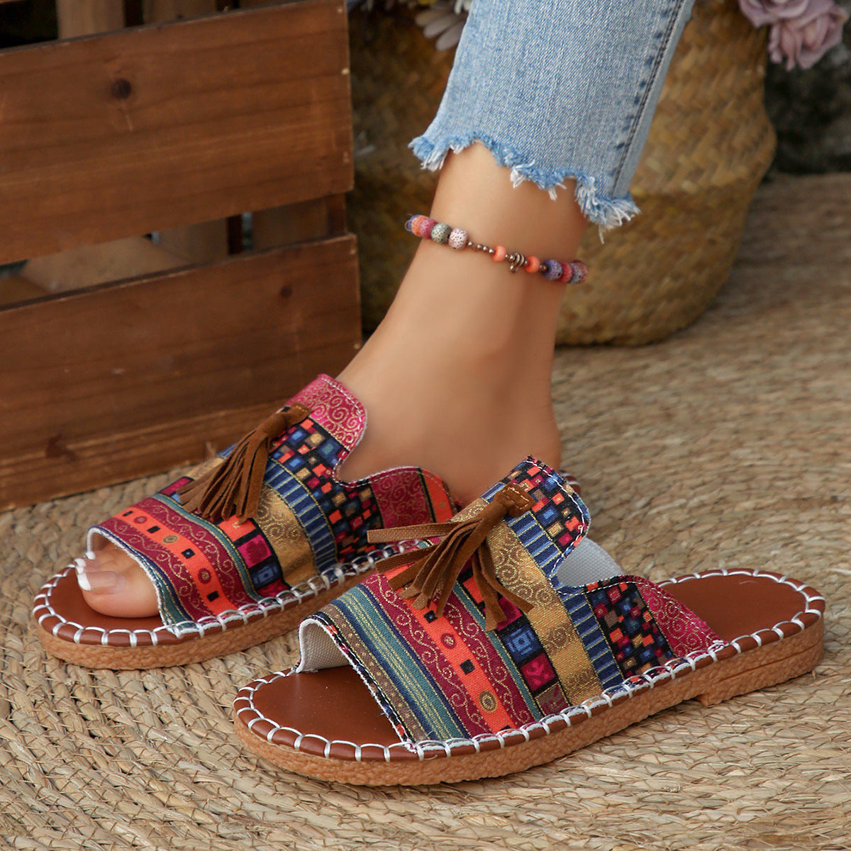 Graceful Orthopedic Sandals for Modern Look