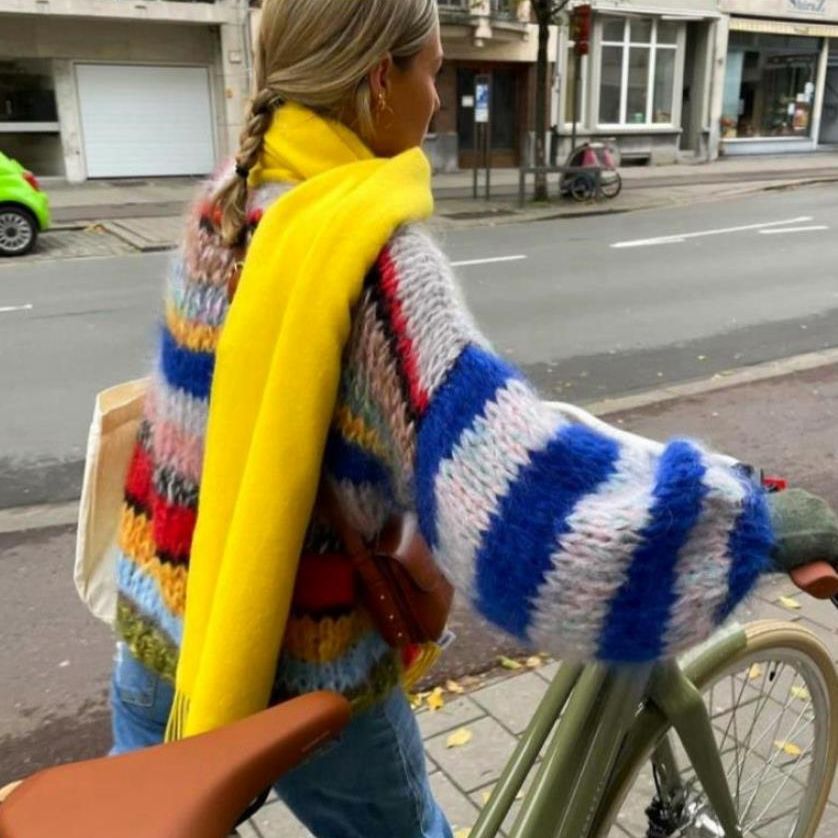 Elegantly Designed Pullover