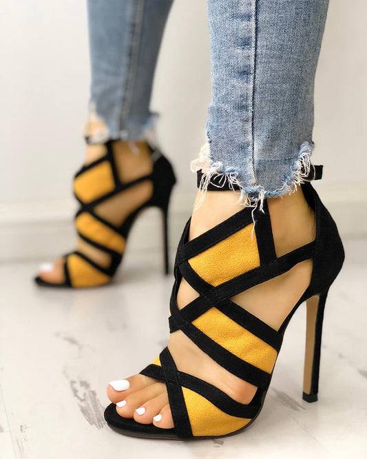 Graceful Orthopedic Sandals for Modern Look