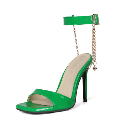 Graceful Orthopedic Sandals for Modern Look