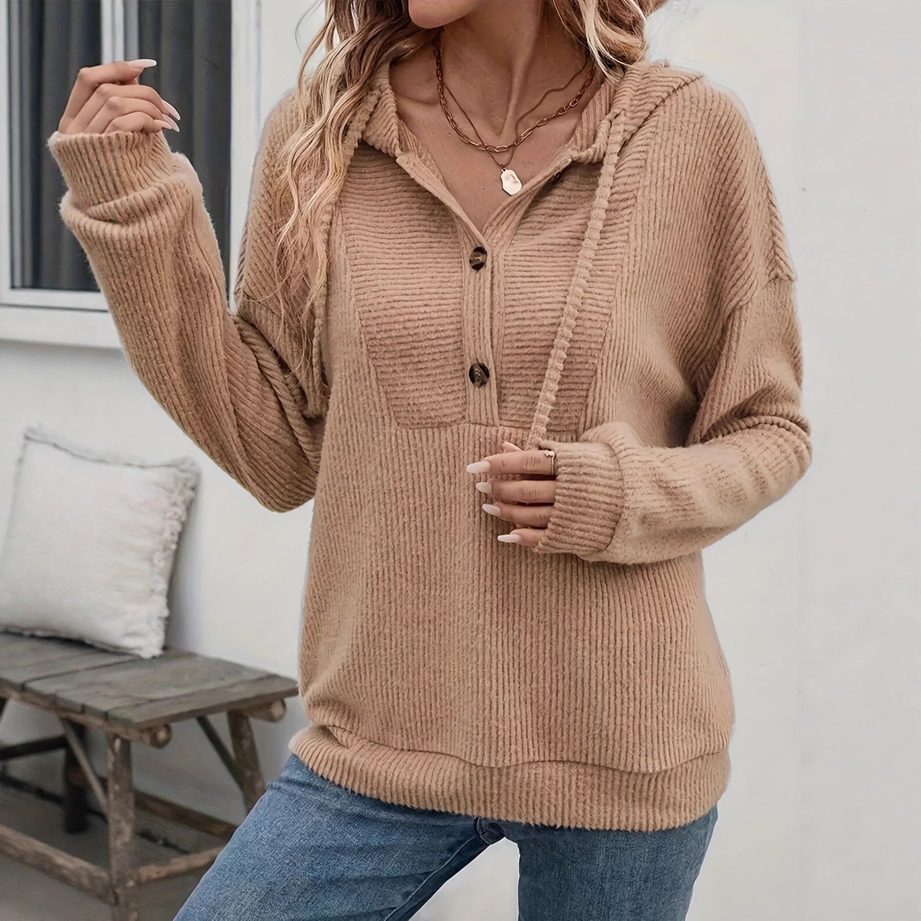 Timeless Vintage Style Pullover
