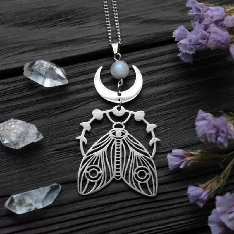 Classic Necklace with Timeless Appeal