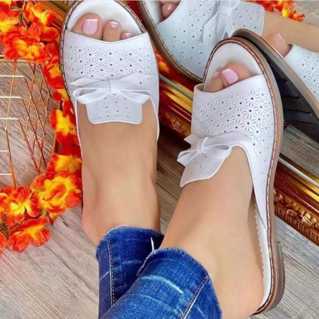 Graceful Orthopedic Sandals for Modern Look