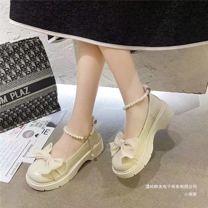 Chic Orthopedic Shoes with Unique Design