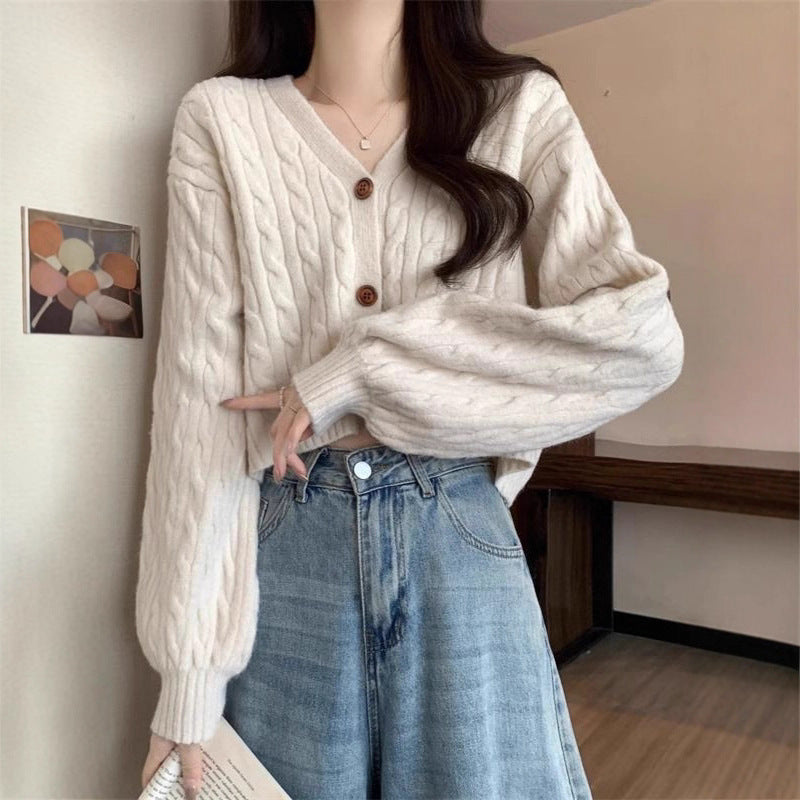 Elegantly Designed Cardigan