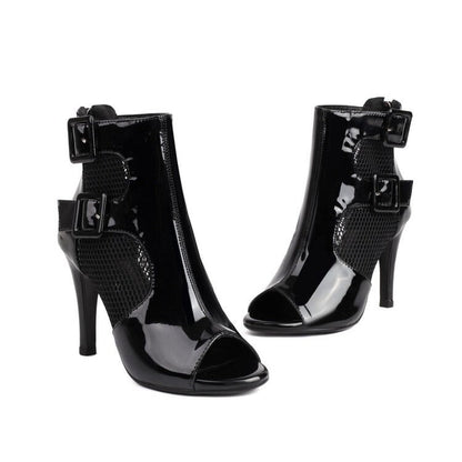 Graceful Orthopedic Boots for Modern Look