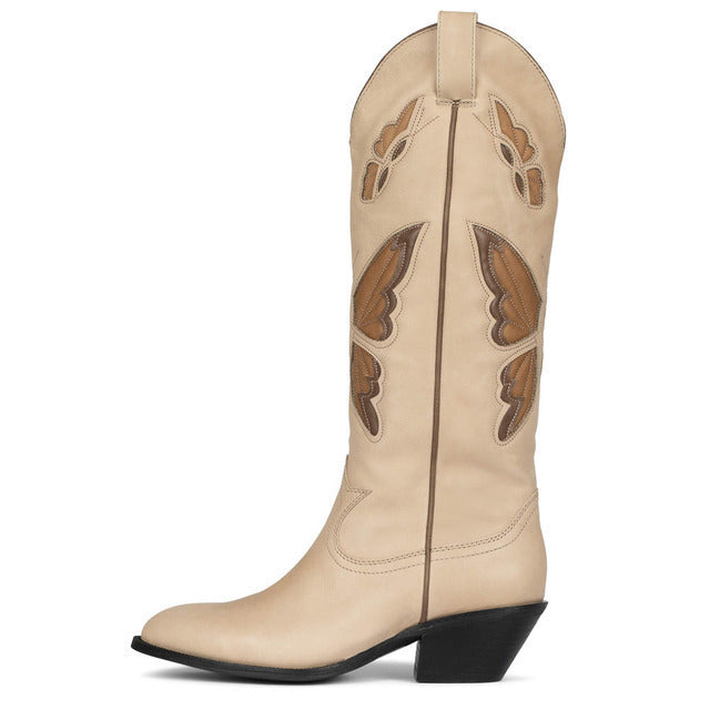 Stylish Orthopedic Boots for Any Occasion