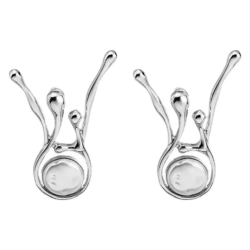 Classic Pearl Earring with Timeless Appeal