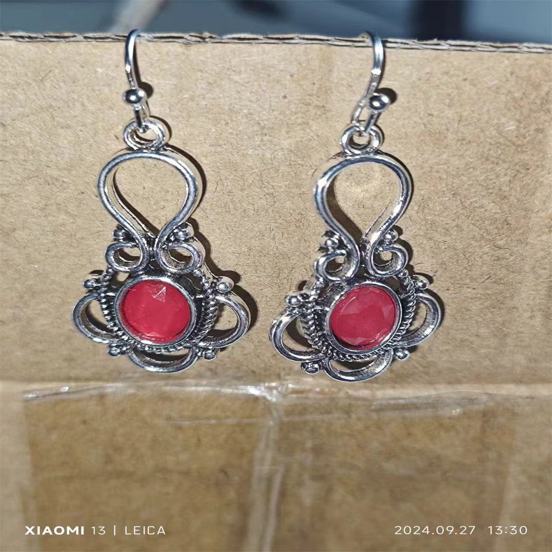 Classic Earring with Timeless Appeal