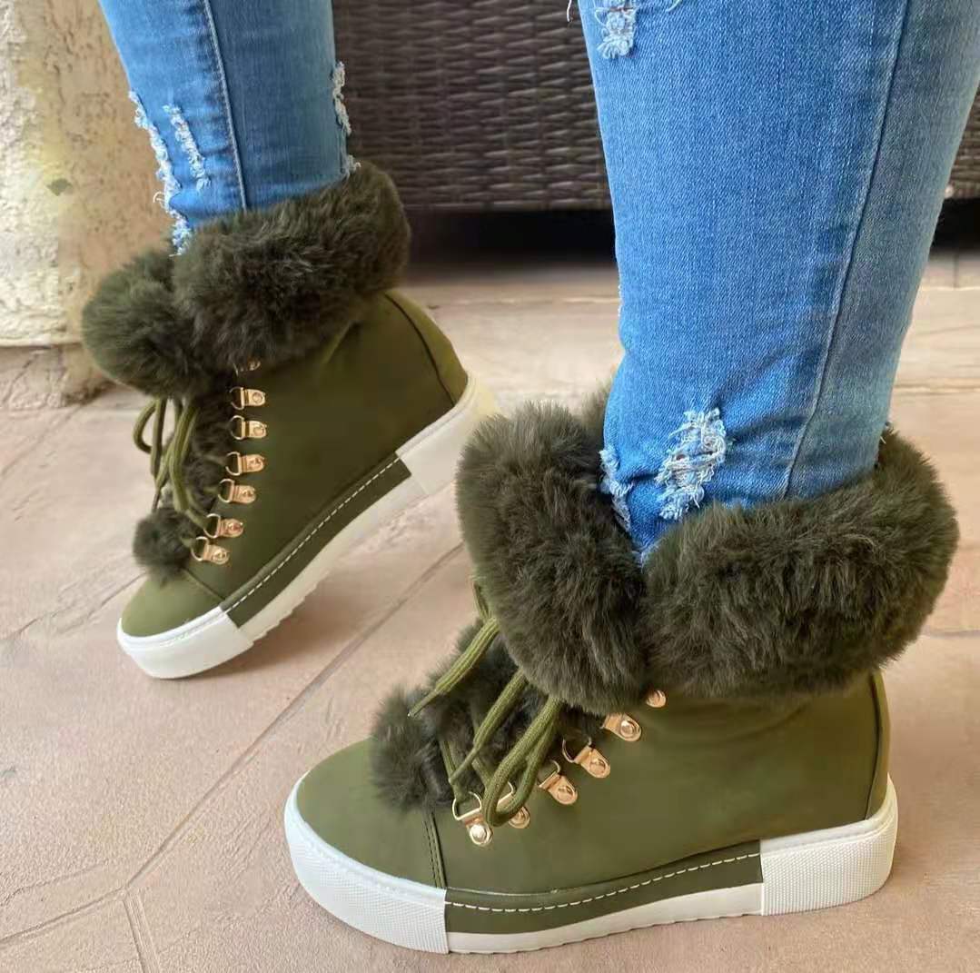 Graceful Orthopedic Boots for Modern Look