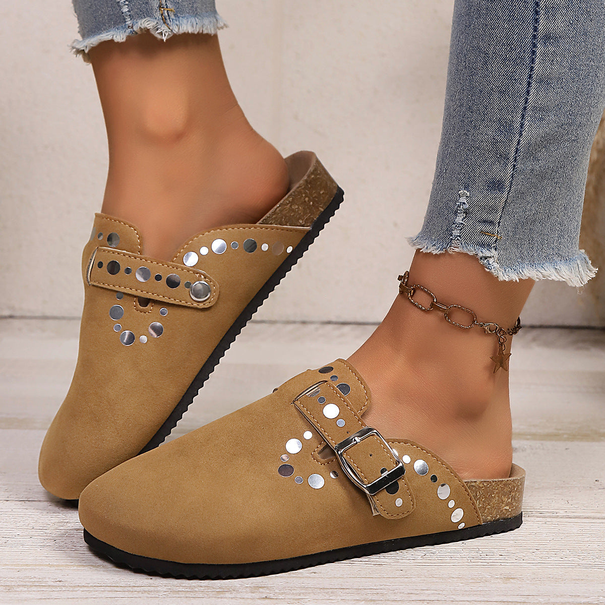 Chic Orthopedic Shoes with Unique Design
