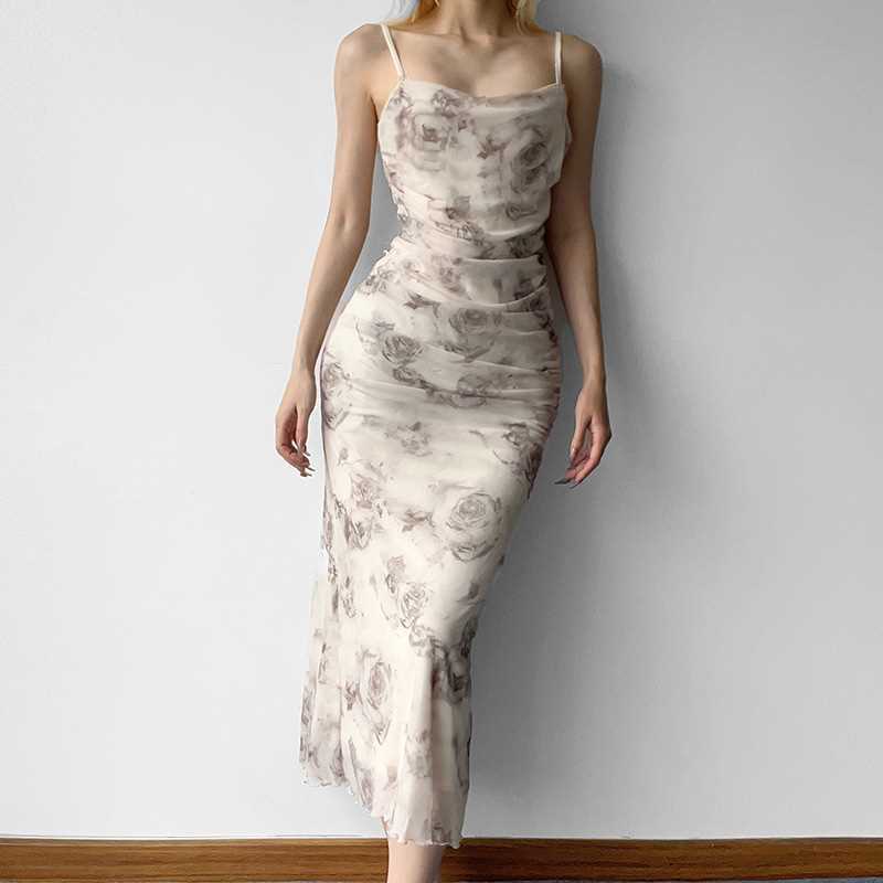 Timeless Vintage Style Garment