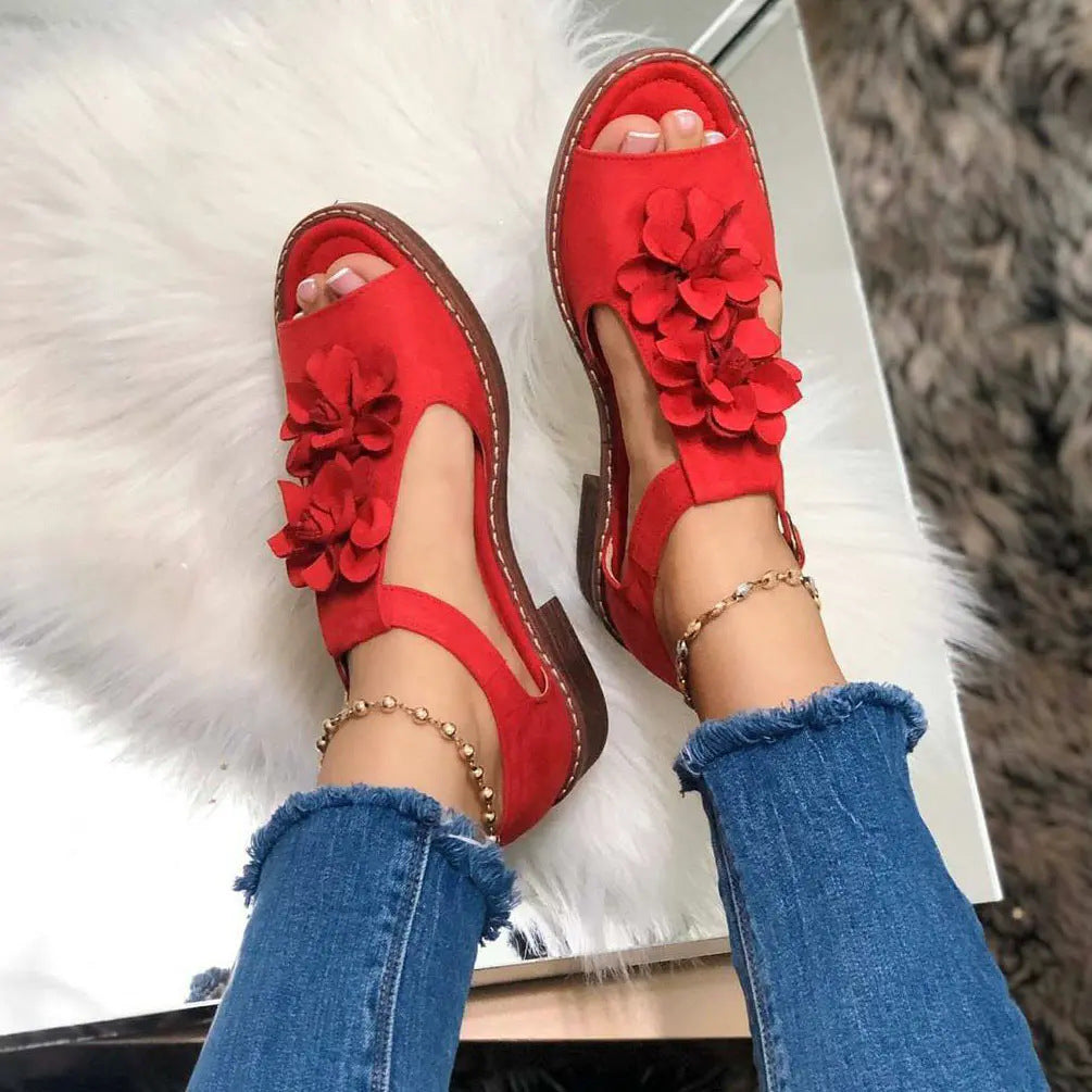 Chic Orthopedic Sandals with Unique Design