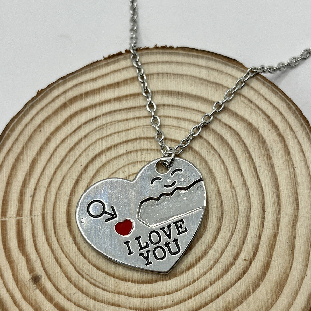 Stunning Necklace for Daily Wear