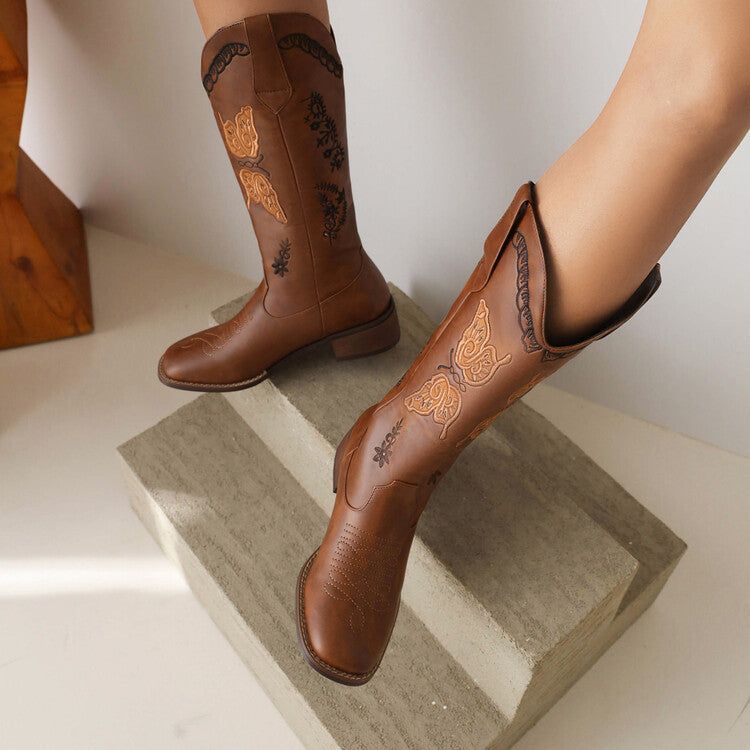 Chic Orthopedic Boots with Unique Design
