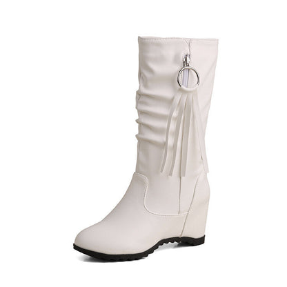Graceful Orthopedic Boots for Modern Look