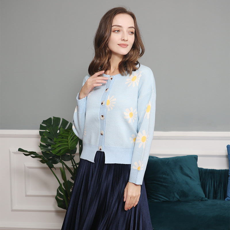 Elegantly Designed Pullover