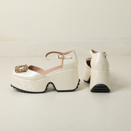 Beautifully Crafted Orthopedic Sandals