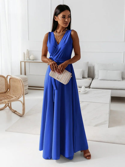 LM | Gretchen -Feminine ankle-length dresses with V-neckline