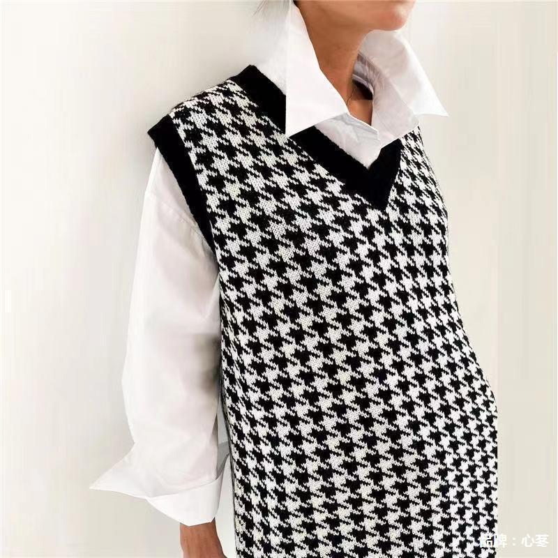 Timeless Vintage Style Garment
