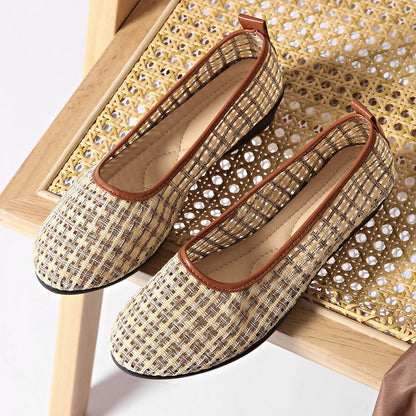 Graceful Orthopedic Shoes for Modern Look